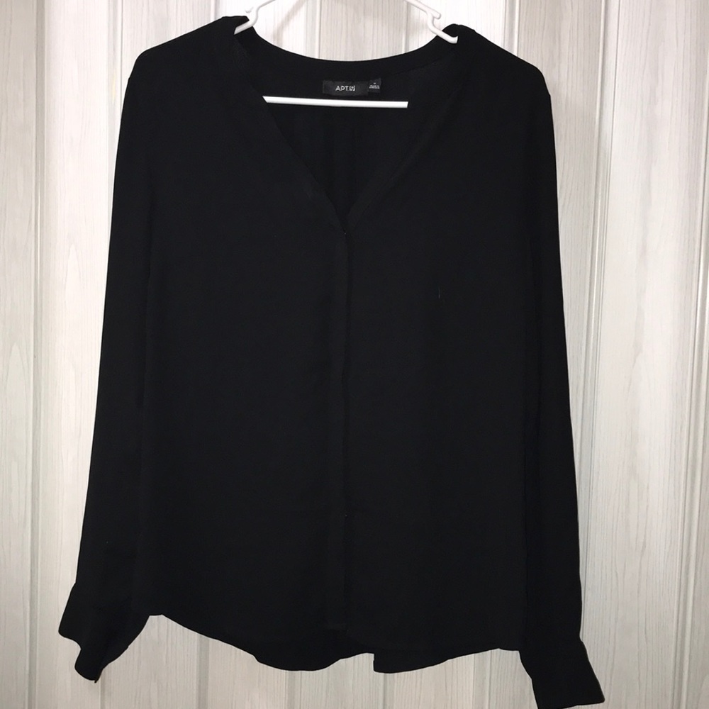 Apt. 9 Hidden Button Blouse